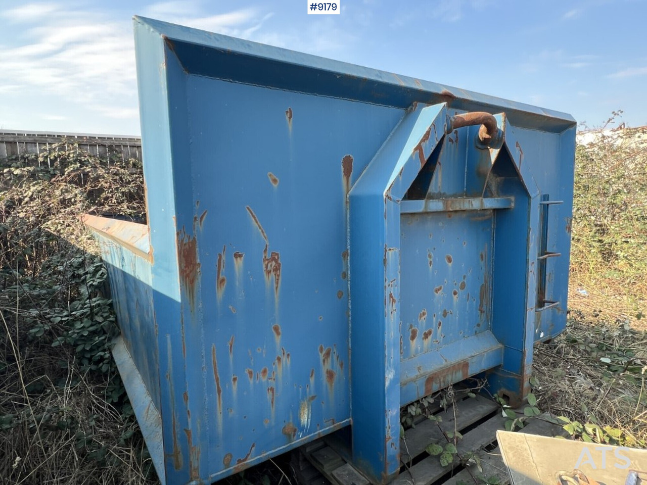 Truck bed CMT GRS22 - מכולת גלגול: תמונה 3 Truck bed CMT GRS22 - מכולת גלגול: תמונה 3