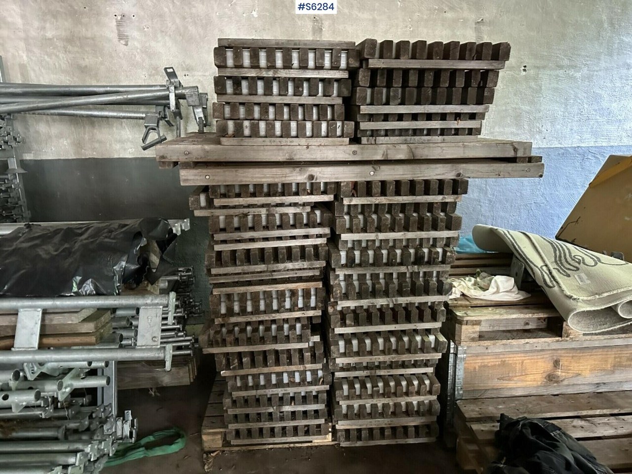 UNIHAK Scaffolding - ציוד בנייה: תמונה 3 UNIHAK Scaffolding - ציוד בנייה: תמונה 3