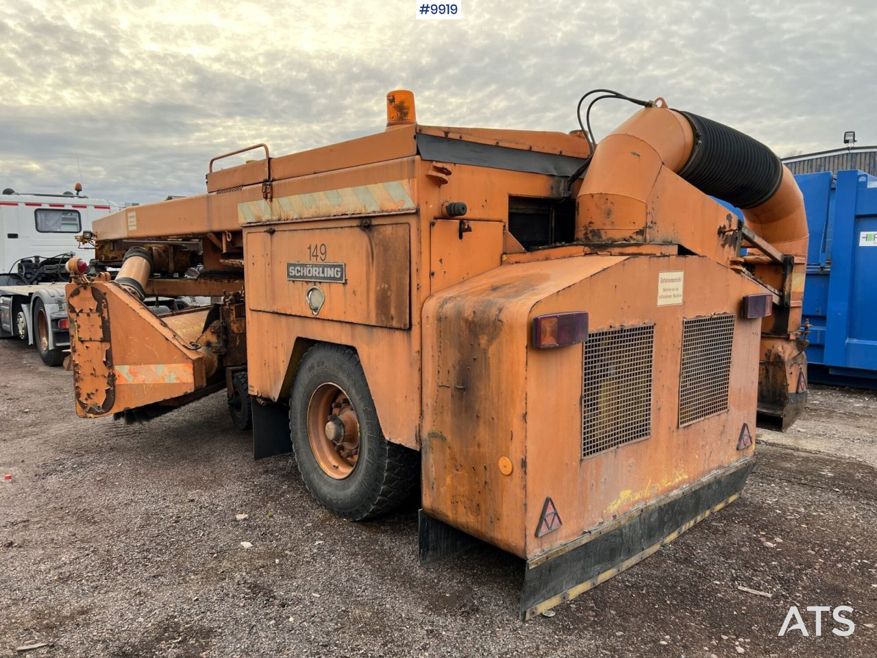 Unregistered Scania P94 snow plow truck with sweeper roller - מפלסת שלג: תמונה 5 Unregistered Scania P94 snow plow truck with sweeper roller - מפלסת שלג: תמונה 5