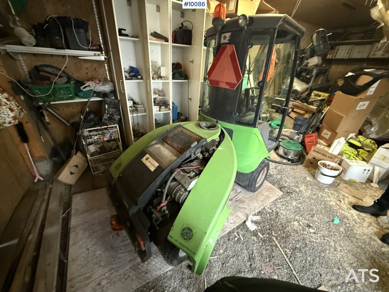 Utility machine Nilfisk EGHOLM City Ranger 2250 rep. object - מטאטא כבישים: תמונה 4 Utility machine Nilfisk EGHOLM City Ranger 2250 rep. object - מטאטא כבישים: תמונה 4