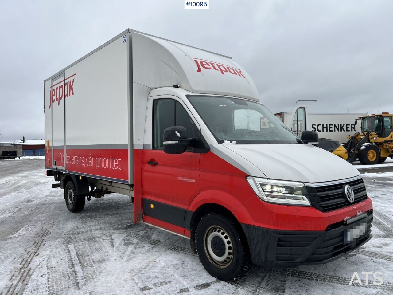 VOLKSWAGEN CRAFTER with tailgate lift - כלי רכב מסחרי עם תיבה: תמונה 2 VOLKSWAGEN CRAFTER with tailgate lift - כלי רכב מסחרי עם תיבה: תמונה 2