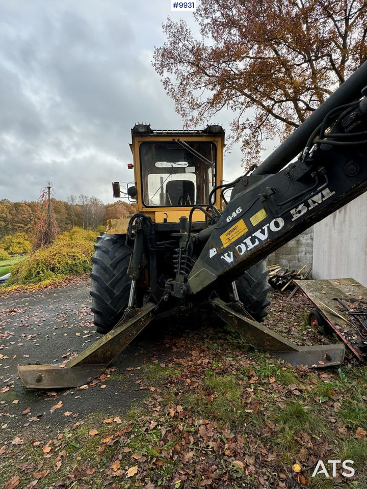 Volvo BM 646 Backhoe loader with 2 sets of tires. - מחפרון: תמונה 3 Volvo BM 646 Backhoe loader with 2 sets of tires. - מחפרון: תמונה 3
