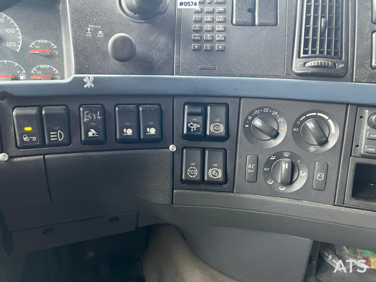 משאית צד נופל/ שטוחה Volvo FH 520 6X4 Quick lock with flatbed: תמונה 19