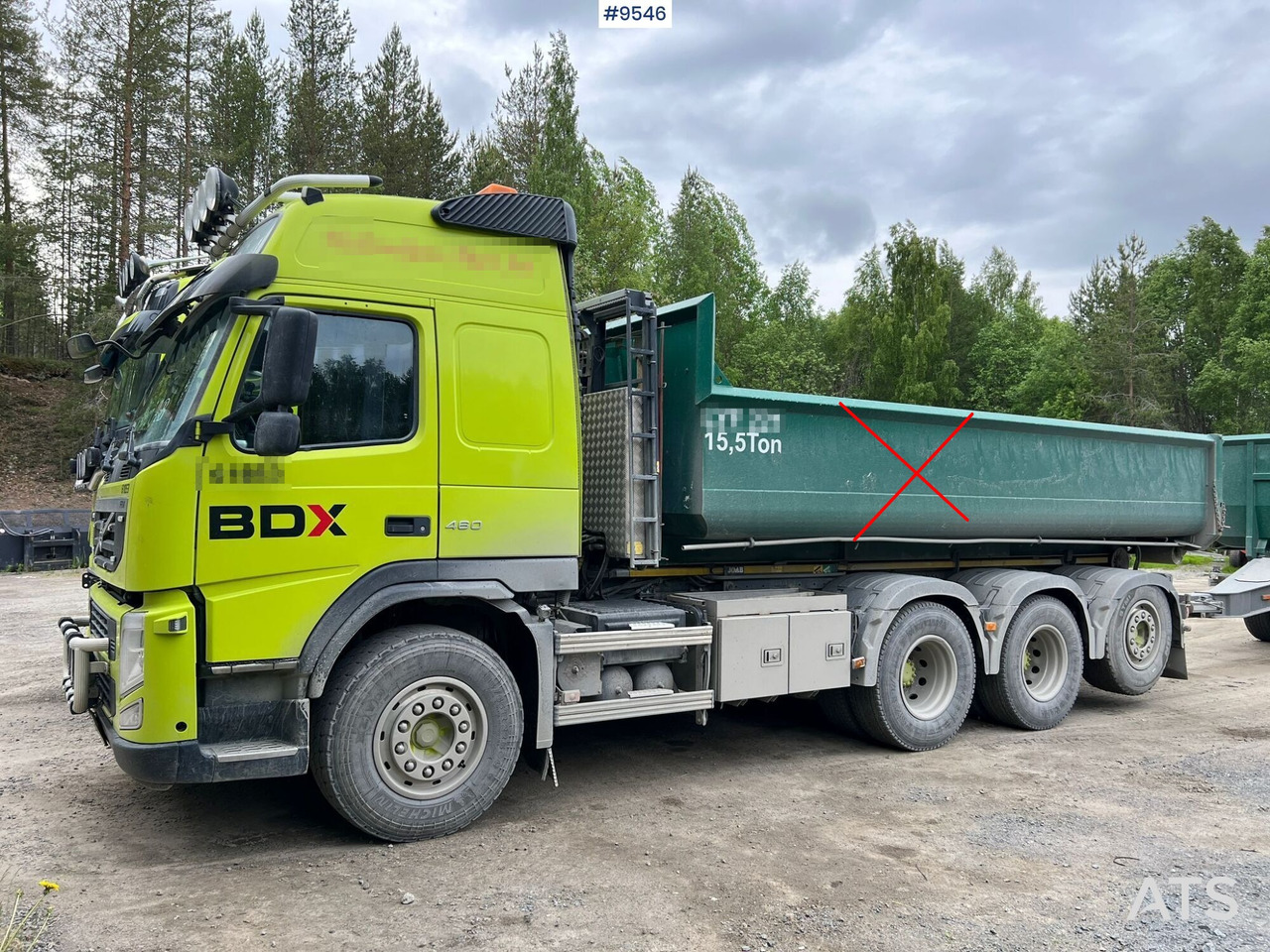 Volvo FM 8*4 Tridem Lastväxlare - משאית הרמת וו: תמונה 1 Volvo FM 8*4 Tridem Lastväxlare - משאית הרמת וו: תמונה 1