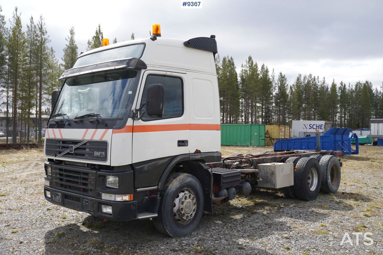 Volvo FM12 Spare parts car - משאית עם שלדת תא: תמונה 1 Volvo FM12 Spare parts car - משאית עם שלדת תא: תמונה 1