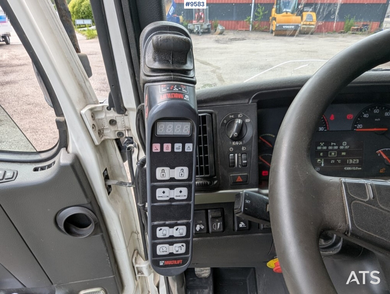 משאית הרמת וו Volvo FMX 460 6X2 hook lift truck: תמונה 19