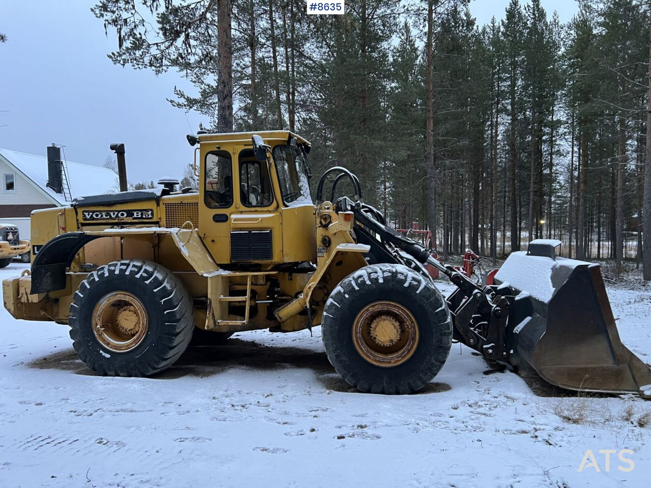 Wheel Loader Volvo BM L120 with bucket - מעמיס גלגלים: תמונה 2 Wheel Loader Volvo BM L120 with bucket - מעמיס גלגלים: תמונה 2