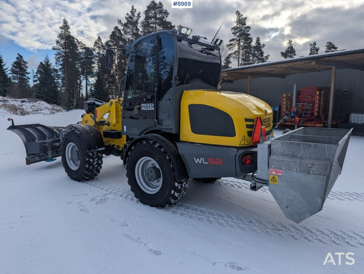 Wheel Loader Wacker Neuson WL52 with multiple attachments (SEE VIDEO) - מעמיס גלגלים: תמונה 3 Wheel Loader Wacker Neuson WL52 with multiple attachments (SEE VIDEO) - מעמיס גלגלים: תמונה 3