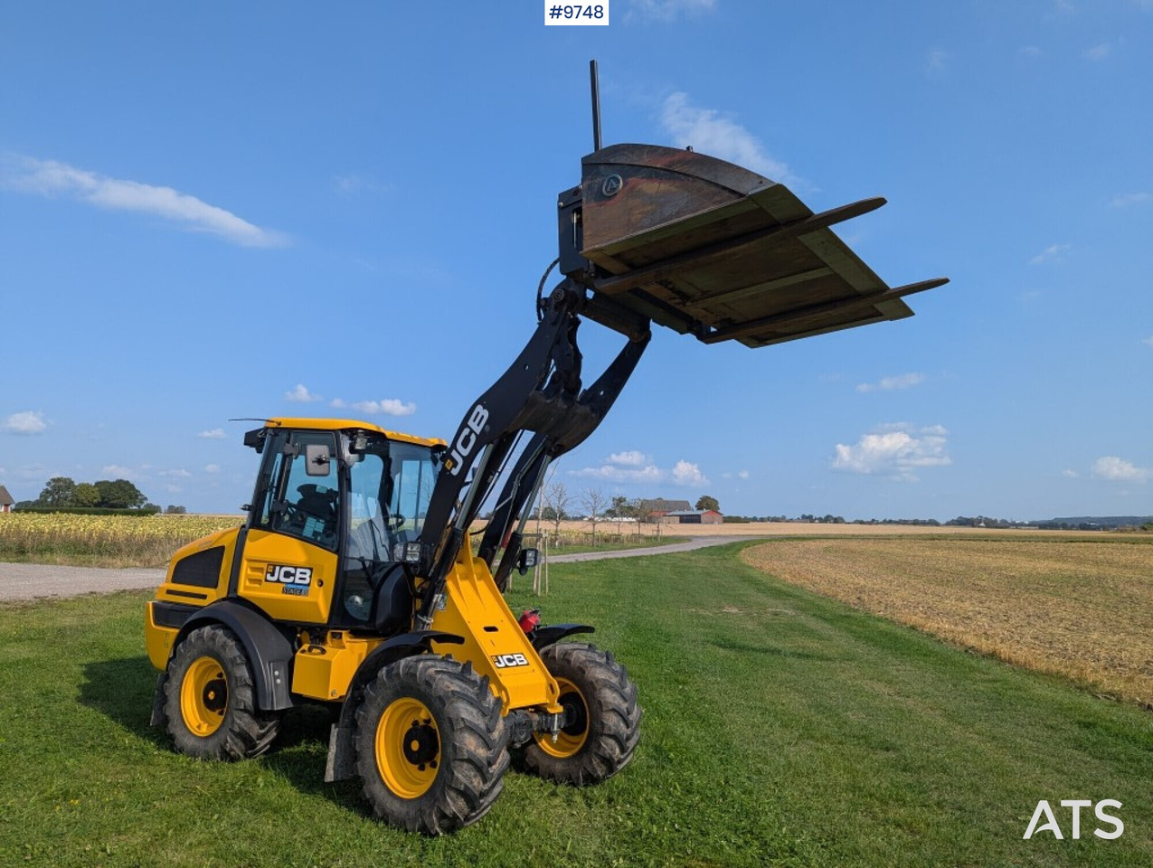Wheel loader JCB 409 Stage V Nordic Edition 40km/h with attachments - מעמיס גלגלים: תמונה 2 Wheel loader JCB 409 Stage V Nordic Edition 40km/h with attachments - מעמיס גלגלים: תמונה 2