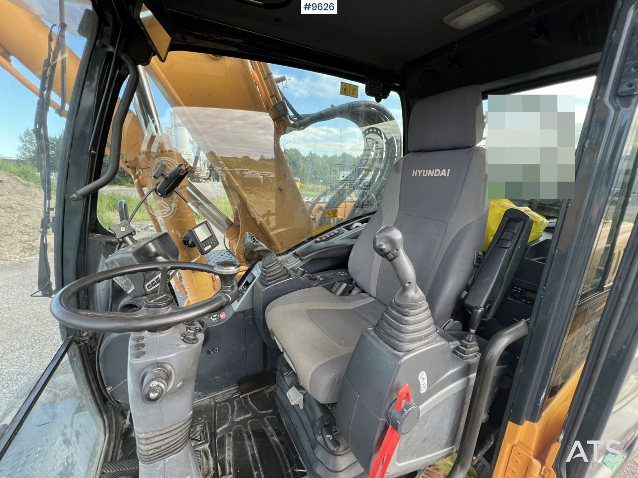 Wheeled excavator Hyundai 140W-9A (See Video) - מחפר גלגלים: תמונה 5 Wheeled excavator Hyundai 140W-9A (See Video) - מחפר גלגלים: תמונה 5
