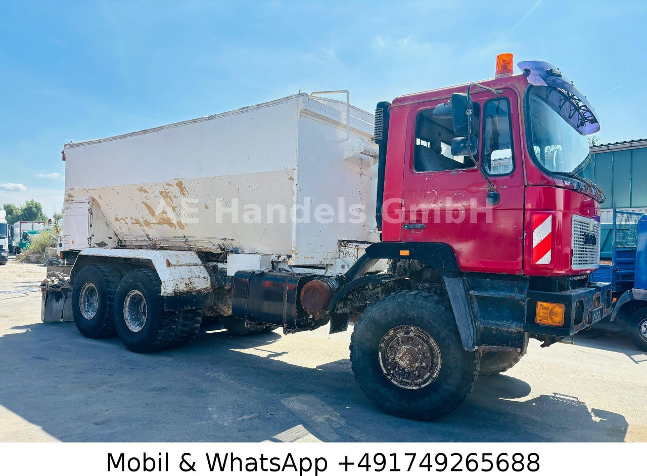 MAN F10 BB 6x6 Bindemittelstreuer *Manual/Analog - משאית: תמונה 4 MAN F10 BB 6x6 Bindemittelstreuer *Manual/Analog - משאית: תמונה 4