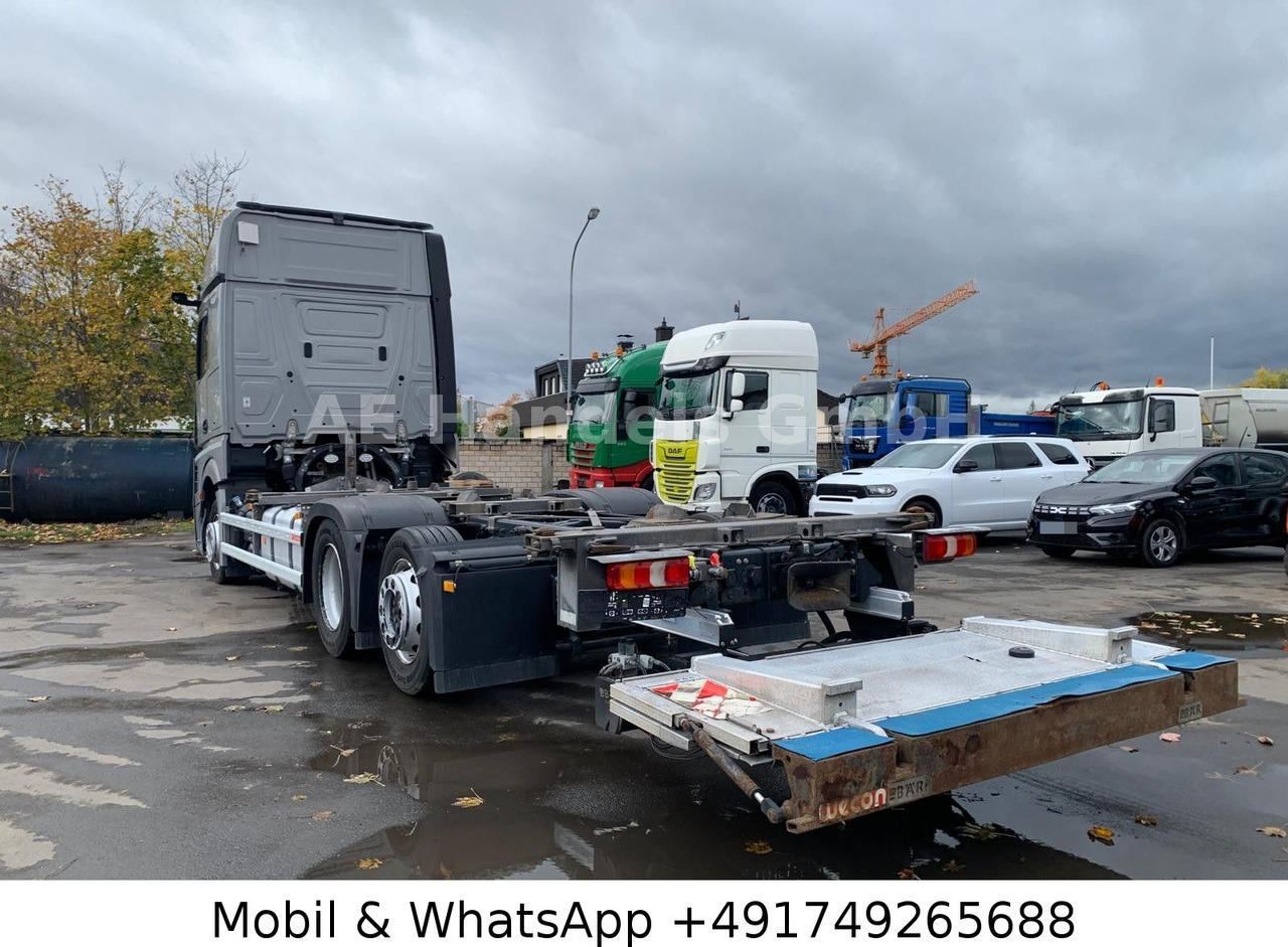 Mercedes-Benz Actros V 2545 BigSpace LL*Retarder/LBW/Lenk+Lift - מוביל מכולות/ משאית החלפת גוף: תמונה 4 Mercedes-Benz Actros V 2545 BigSpace LL*Retarder/LBW/Lenk+Lift - מוביל מכולות/ משאית החלפת גוף: תמונה 4