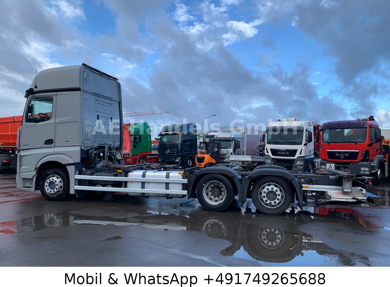 Mercedes-Benz Actros V 2545 BigSpace LL*Retarder/LBW/Lenk+Lift - משאית עם שלדת תא: תמונה 2 Mercedes-Benz Actros V 2545 BigSpace LL*Retarder/LBW/Lenk+Lift - משאית עם שלדת תא: תמונה 2