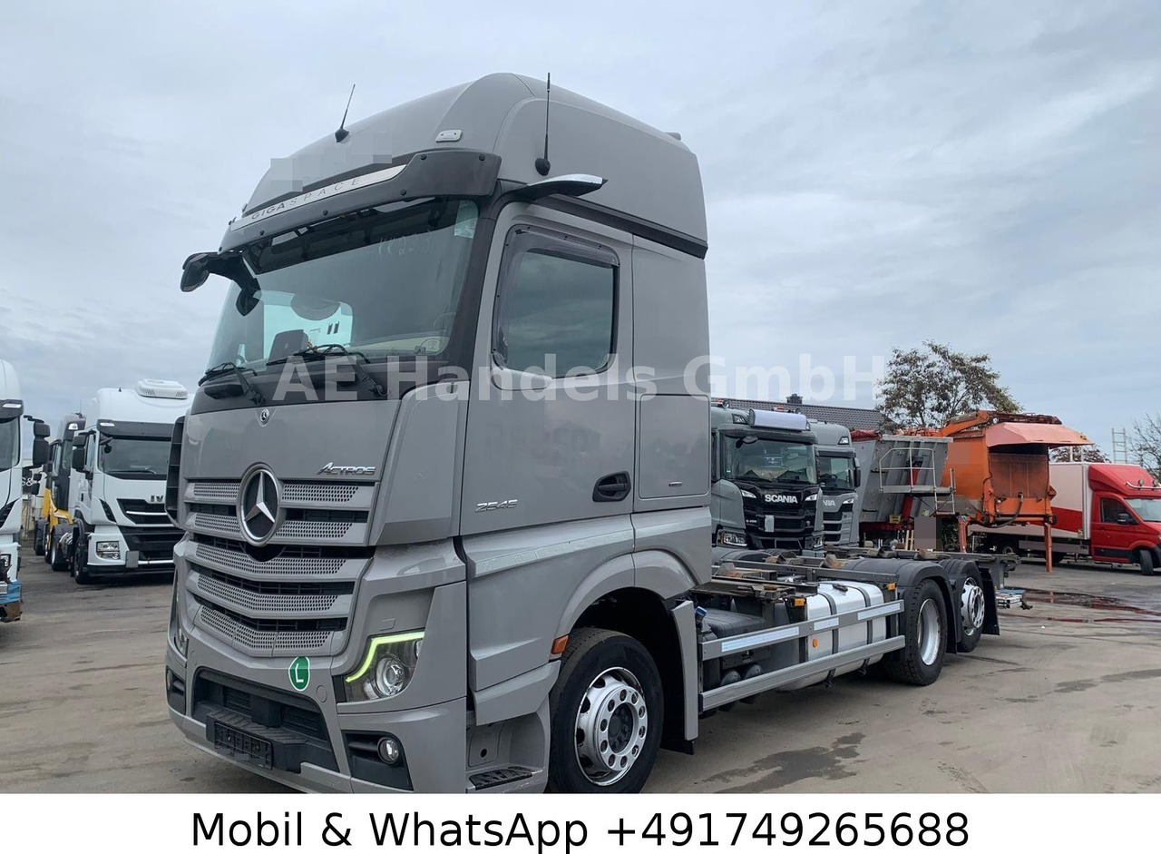 Mercedes-Benz Actros V 2545 BigSpace LL*Retarder/LBW/Lenk+Lift - מוביל מכולות/ משאית החלפת גוף: תמונה 1 Mercedes-Benz Actros V 2545 BigSpace LL*Retarder/LBW/Lenk+Lift - מוביל מכולות/ משאית החלפת גוף: תמונה 1