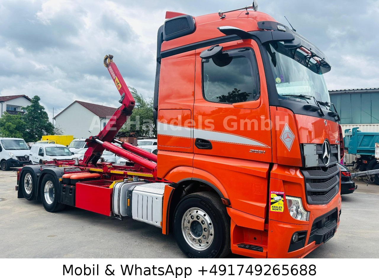 Mercedes-Benz Actros V 2551 L BL 6x2 *Retarder/Hyva-18-60-S - משאית הרמת וו, משאית מנוף: תמונה 2 Mercedes-Benz Actros V 2551 L BL 6x2 *Retarder/Hyva-18-60-S - משאית הרמת וו, משאית מנוף: תמונה 2