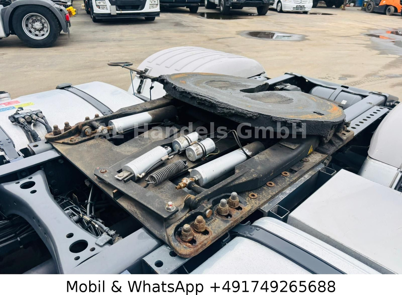 יחידת טרקטור Scania R520 V8 TopLine LL Low *Retarder/Hubsattel/ACC: תמונה 11 יחידת טרקטור Scania R520 V8 TopLine LL Low *Retarder/Hubsattel/ACC: תמונה 11