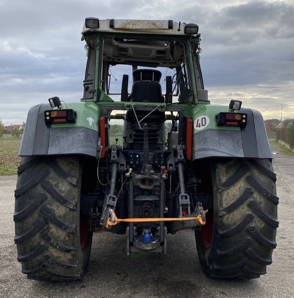 Fendt 822 TURBOSHIFT 1er Main/Certificat CE endommagé  - טרקטור חקלאי: תמונה 5 Fendt 822 TURBOSHIFT 1er Main/Certificat CE endommagé  - טרקטור חקלאי: תמונה 5