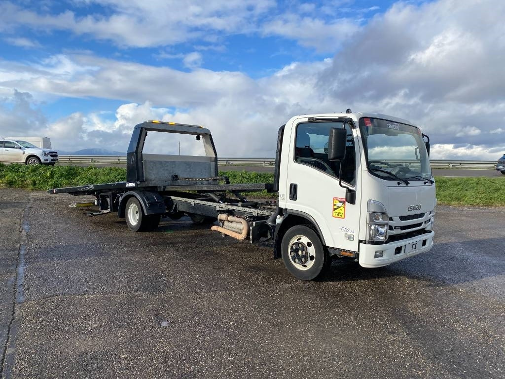 Isuzu P75-S2/MONZA 1er Main Carte grise Française - משאית הובלה אוטומטית: תמונה 5 Isuzu P75-S2/MONZA 1er Main Carte grise Française - משאית הובלה אוטומטית: תמונה 5