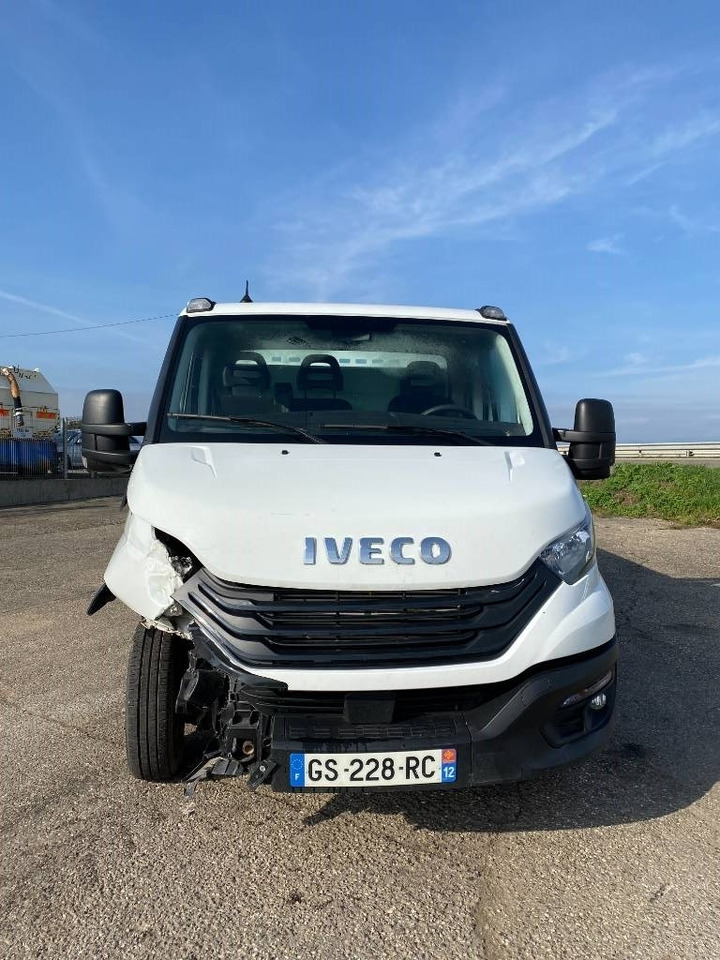 Iveco DAILY 35-180/35C18 3.0-180 M/Jet endommagé - מכונות אחרות: תמונה 2 Iveco DAILY 35-180/35C18 3.0-180 M/Jet endommagé - מכונות אחרות: תמונה 2