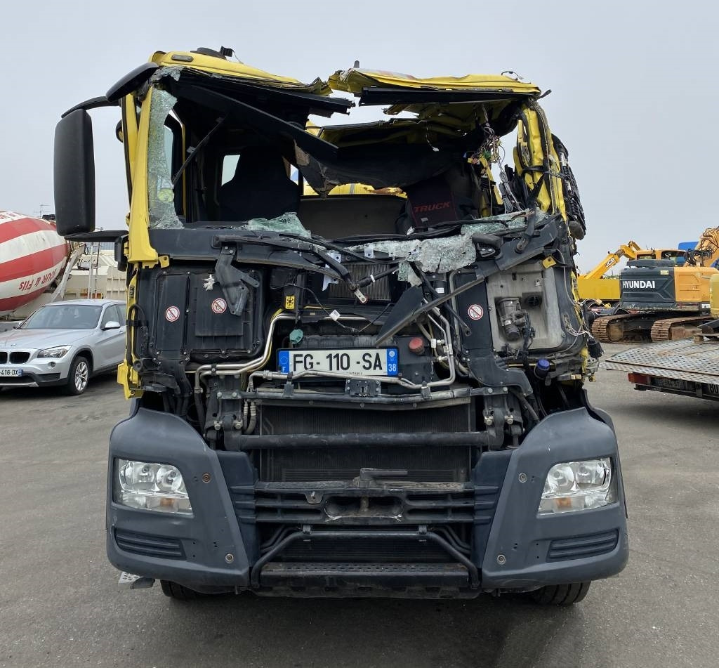 MAN MAN TGS 32-420 / STETTER AM-UltraEco endommagé - משאית מערבלת בטון: תמונה 2 MAN MAN TGS 32-420 / STETTER AM-UltraEco endommagé - משאית מערבלת בטון: תמונה 2