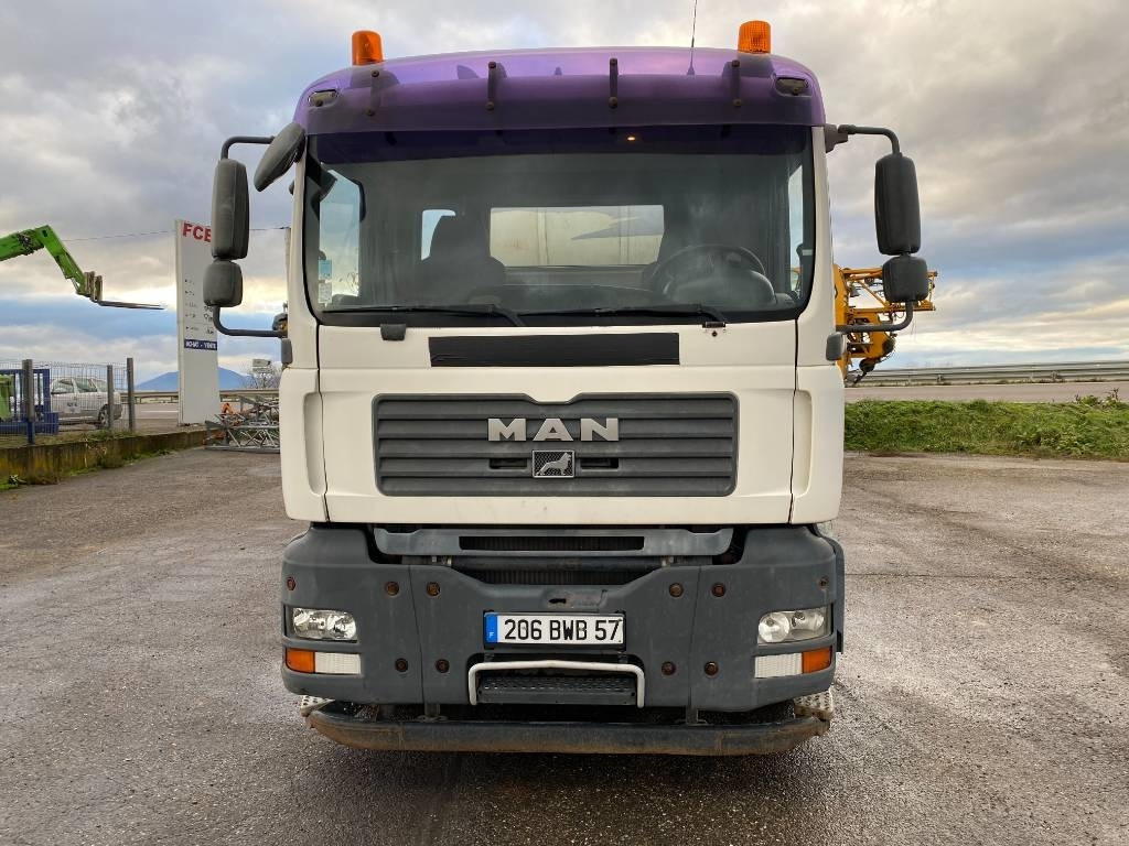 MAN TGA 33.400 /Tridem 8x4 Stetter - משאית מערבלת בטון: תמונה 2 MAN TGA 33.400 /Tridem 8x4 Stetter - משאית מערבלת בטון: תמונה 2