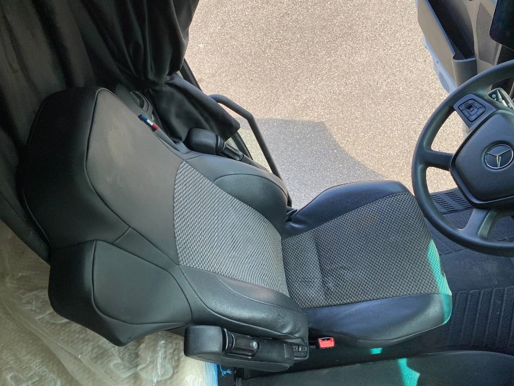 יחידת טרקטור Mercedes-Benz 1845 Space Cab Suspension Pneumatique endommagé: תמונה 48