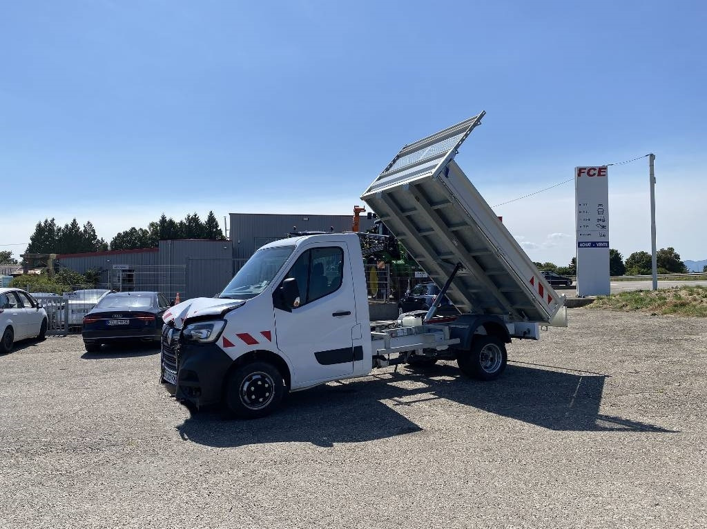 Renault MASTER 2.3 DCI 130/GRUAU endommagé - כלי רכב מסחרי במיטה שטוחה: תמונה 2 Renault MASTER 2.3 DCI 130/GRUAU endommagé - כלי רכב מסחרי במיטה שטוחה: תמונה 2