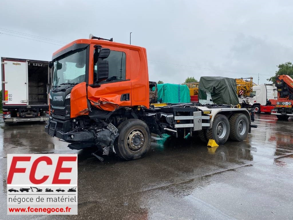 Scania P420 XT-3Pedales / PALFINGER PTH20SLD5 endommagé - משאית הרמת וו: תמונה 1 Scania P420 XT-3Pedales / PALFINGER PTH20SLD5 endommagé - משאית הרמת וו: תמונה 1