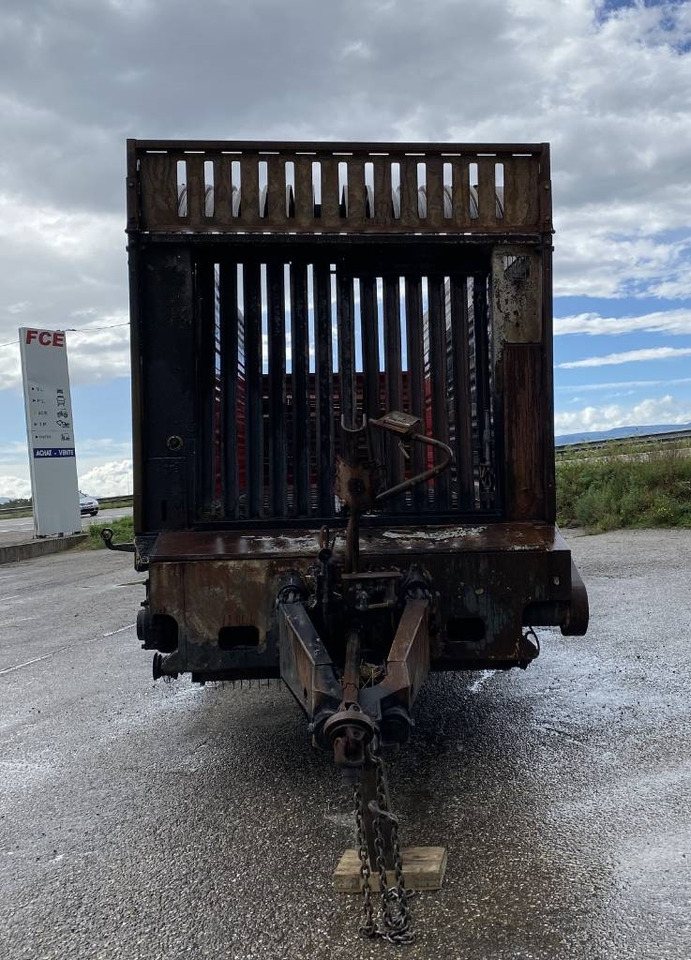 Schuitemaker RAPIDE 75 - 40Km/h endommagée  - עגלת מערבל מספוא: תמונה 2 Schuitemaker RAPIDE 75 - 40Km/h endommagée  - עגלת מערבל מספוא: תמונה 2