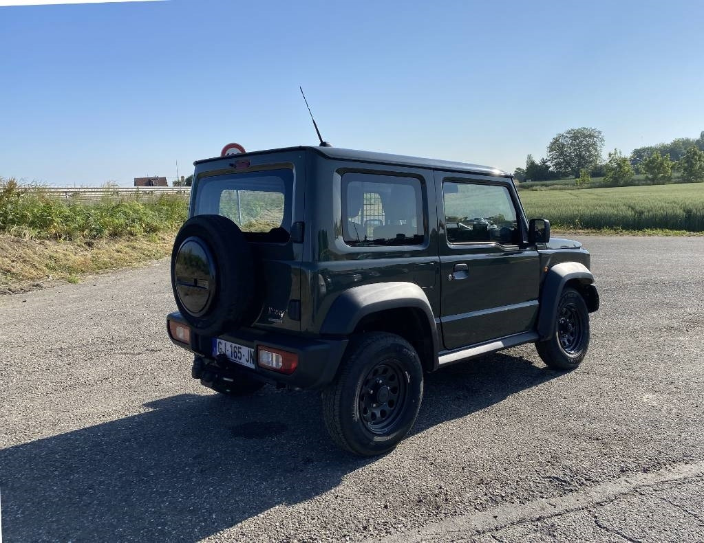 Suzuki JIMNY 1.5i 102/AllGrip endommagé - מכונית: תמונה 4 Suzuki JIMNY 1.5i 102/AllGrip endommagé - מכונית: תמונה 4