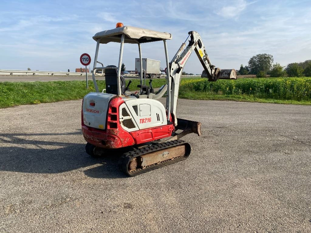Takeuchi TB 216 /1er Main endommagée - מיני מחפר: תמונה 4 Takeuchi TB 216 /1er Main endommagée - מיני מחפר: תמונה 4