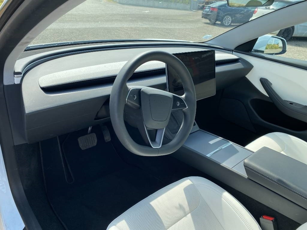 מכונית Tesla MODEL 3 5YJ3 Carte Grise Française endommagée: תמונה 14