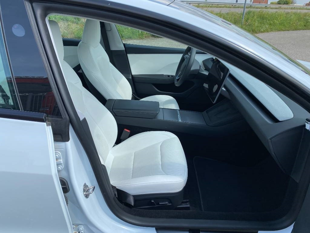 מכונית Tesla MODEL 3 5YJ3 Carte Grise Française endommagée: תמונה 46