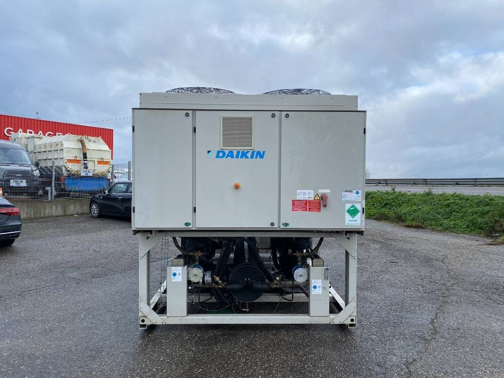 Daikin Groupe de Climatisation EWAD450STZ-SL B2+OP - ציוד בקרת אקלים תעשייתי: תמונה 2 Daikin Groupe de Climatisation EWAD450STZ-SL B2+OP - ציוד בקרת אקלים תעשייתי: תמונה 2