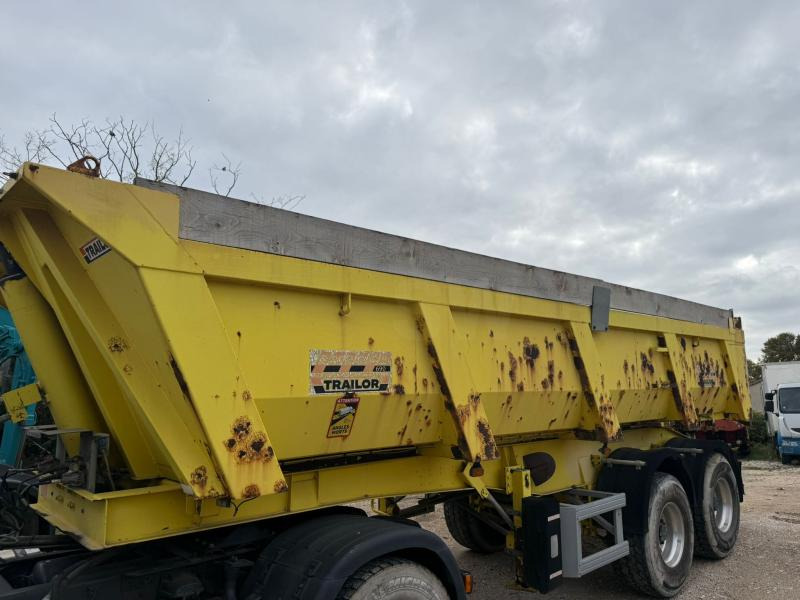 FRUEHAUF TRAILOR BENNE TP ACIER 3 ESSIEUX - סמיטריילר עם מזהיר: תמונה 3 FRUEHAUF TRAILOR BENNE TP ACIER 3 ESSIEUX - סמיטריילר עם מזהיר: תמונה 3