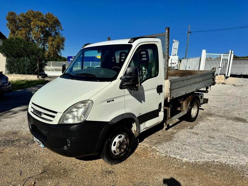 Iveco Daily 35C15 - כלי רכב מסחרי מזהיר: תמונה 3 Iveco Daily 35C15 - כלי רכב מסחרי מזהיר: תמונה 3