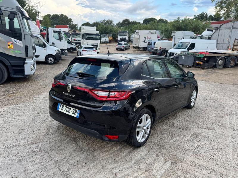 מכונית Renault Megane: תמונה 7