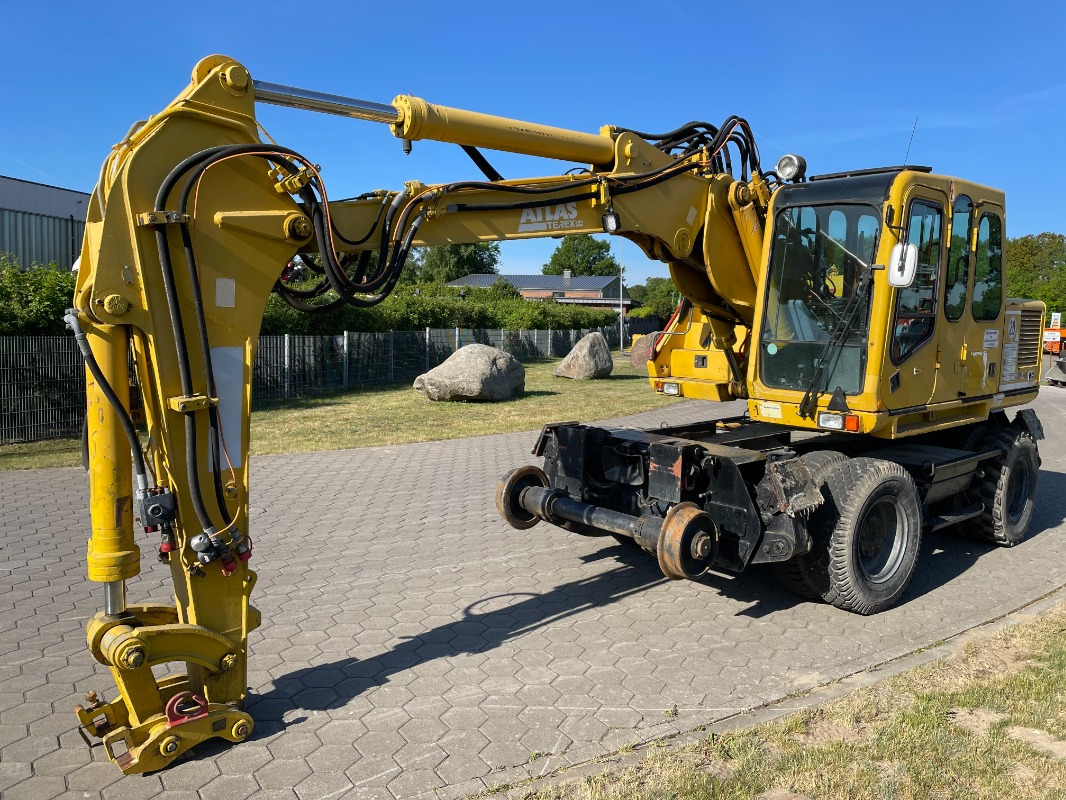Atlas AB1604KZW - מחפר: תמונה 1 Atlas AB1604KZW - מחפר: תמונה 1