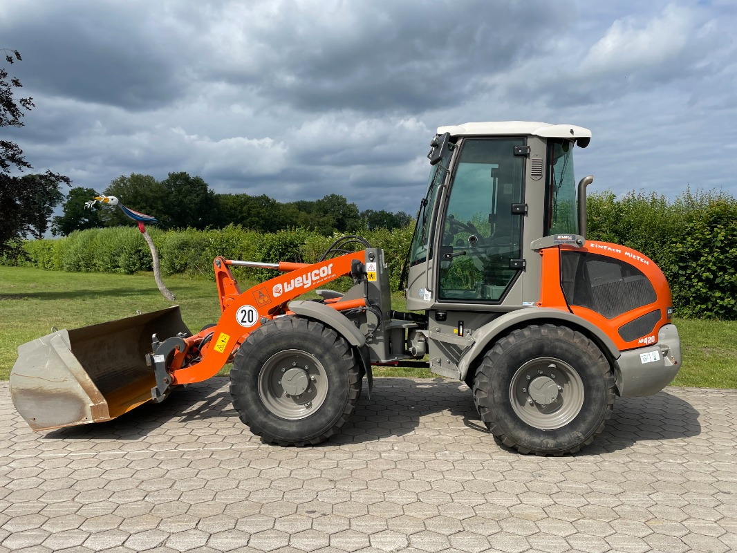 Atlas AR420 - מעמיס גלגלים: תמונה 3 Atlas AR420 - מעמיס גלגלים: תמונה 3