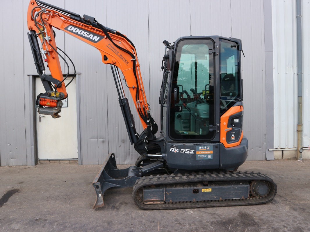 Doosan DX35Z-7 - מיני מחפר: תמונה 2 Doosan DX35Z-7 - מיני מחפר: תמונה 2