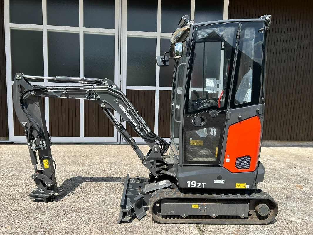 Eurocomach 19ZT - מיני מחפר: תמונה 3 Eurocomach 19ZT - מיני מחפר: תמונה 3