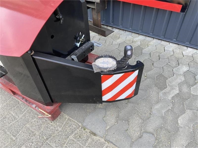 Case IH Frontvægtklods 1000 kg med side bumper - משקל נגד: תמונה 5 Case IH Frontvægtklods 1000 kg med side bumper - משקל נגד: תמונה 5