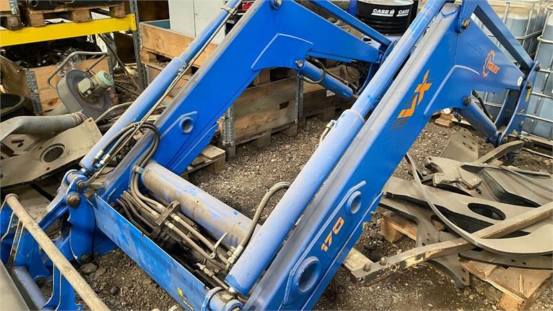 Hauer VX 170  - מעמיס קדמי לטרקטור: תמונה 1 Hauer VX 170  - מעמיס קדמי לטרקטור: תמונה 1