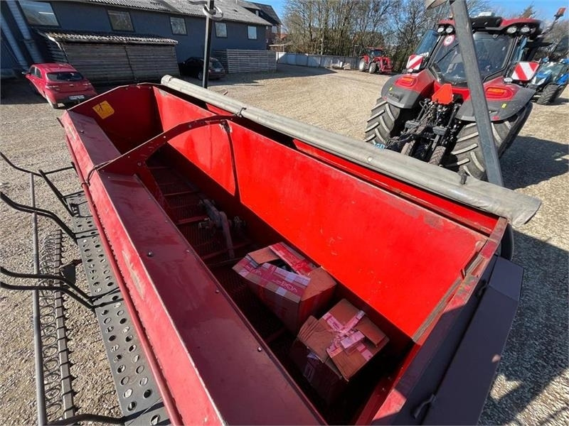 מקדחת זריעה משולבת Kongskilde DEMETER MULTISEED 4000: תמונה 11 מקדחת זריעה משולבת Kongskilde DEMETER MULTISEED 4000: תמונה 11