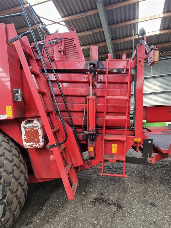 Massey Ferguson >190 bigpallepresser Parkland Ballevogn - מכונת צרור מרובעת: תמונה 4 Massey Ferguson >190 bigpallepresser Parkland Ballevogn - מכונת צרור מרובעת: תמונה 4
