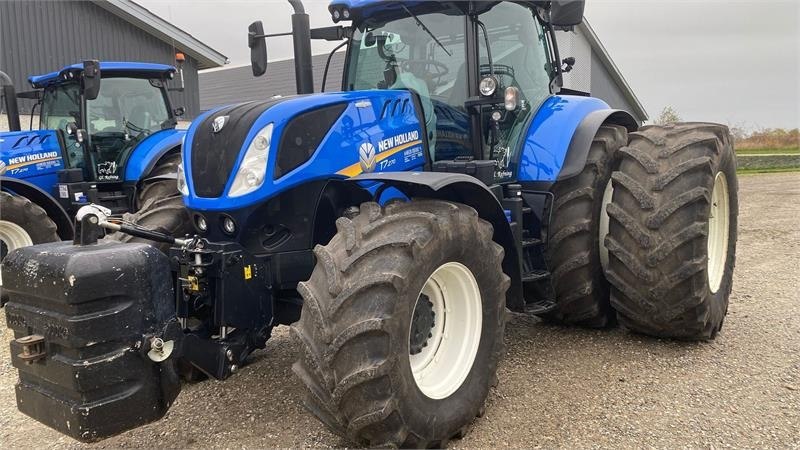 New Holland T7.270 AutoCommand T7.270 - טרקטור חקלאי: תמונה 2 New Holland T7.270 AutoCommand T7.270 - טרקטור חקלאי: תמונה 2
