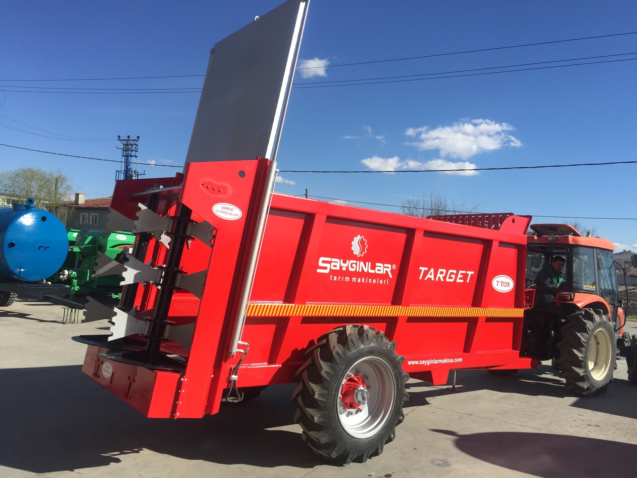 TARGET 10 TON HYDRAULIC PUSH MANURE SPREADER - מפזרת זבל: תמונה 3 TARGET 10 TON HYDRAULIC PUSH MANURE SPREADER - מפזרת זבל: תמונה 3
