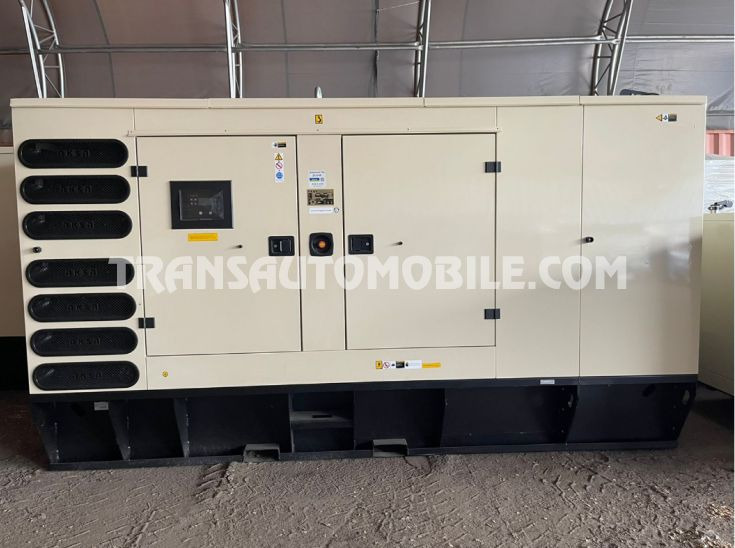 Cummins C150D5 150kVA - EXPORT OUT EU - ערכת גנרטורים: תמונה 1 Cummins C150D5 150kVA - EXPORT OUT EU - ערכת גנרטורים: תמונה 1