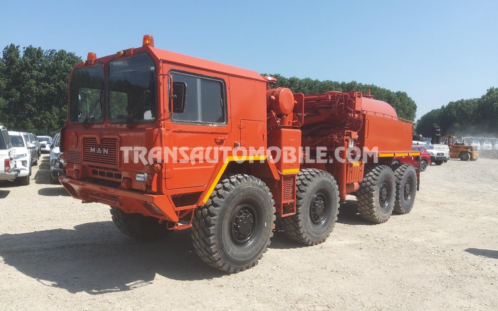 Man KAT 1 8x8 12.7L TURBO DIESEL GRUE 7 tonnes ATLAS KM4300 M5 + CITERNE CARBURANT mobile 3.500 litres - EXPORT OUT EU - משאית מכל, משאית מנוף: תמונה 1 Man KAT 1 8x8 12.7L TURBO DIESEL GRUE 7 tonnes ATLAS KM4300 M5 + CITERNE CARBURANT mobile 3.500 litres - EXPORT OUT EU - משאית מכל, משאית מנוף: תמונה 1