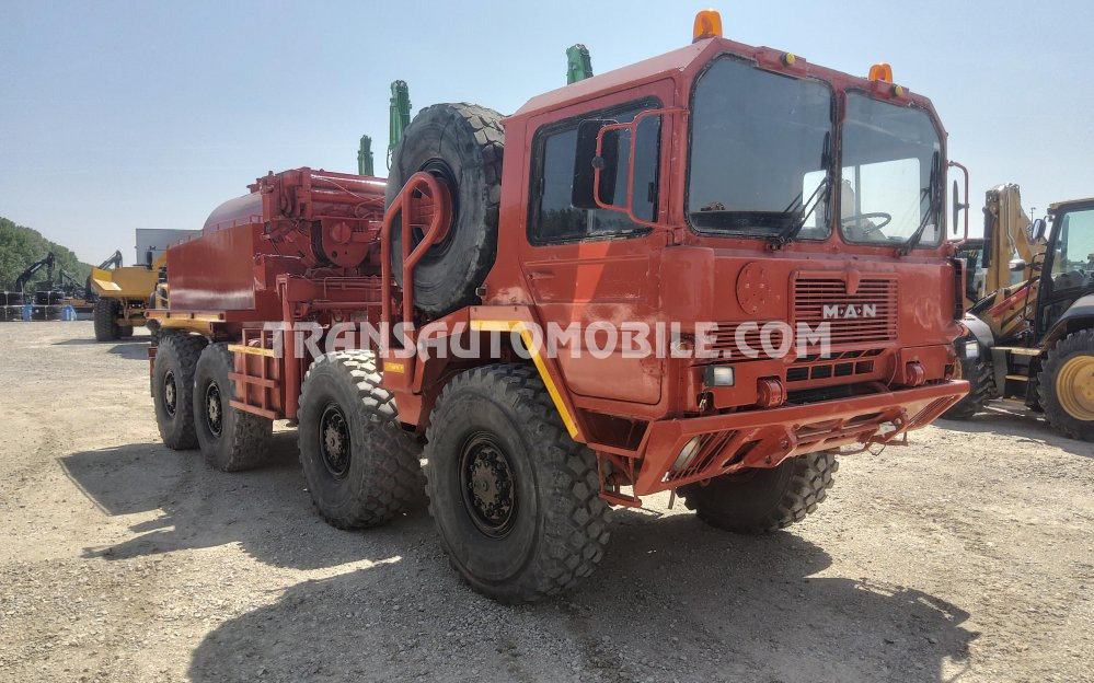 Man KAT 1 8x8 12.7L TURBO DIESEL GRUE 7 tonnes ATLAS KM4300 M5 + CITERNE CARBURANT mobile 3.500 litres - EXPORT OUT EU - משאית מכל, משאית מנוף: תמונה 4 Man KAT 1 8x8 12.7L TURBO DIESEL GRUE 7 tonnes ATLAS KM4300 M5 + CITERNE CARBURANT mobile 3.500 litres - EXPORT OUT EU - משאית מכל, משאית מנוף: תמונה 4